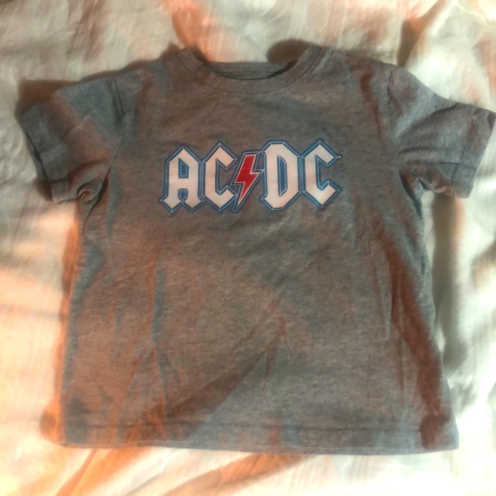 AC/DC band tshirt short sleeve - grey- size 3T